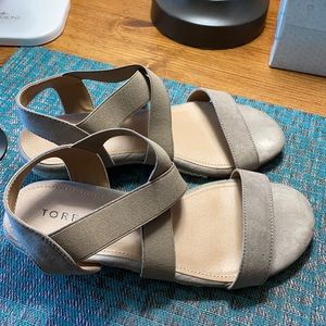 Torrid taupe espadrille sandals size 7 1/2 wide